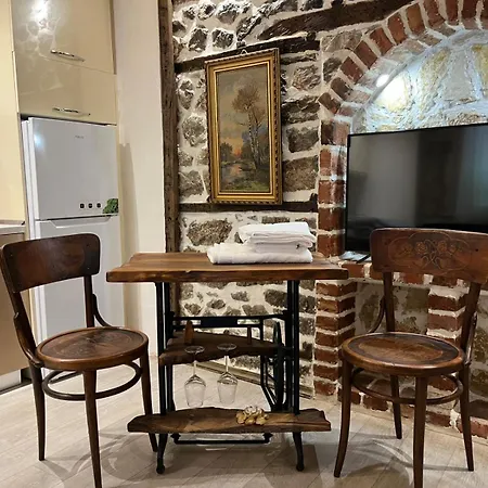 Vechia Mitllari 招待所 Tushemisht