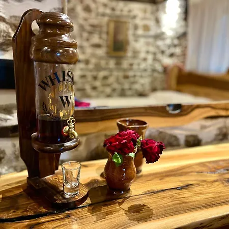 Vechia Mitllari 招待所